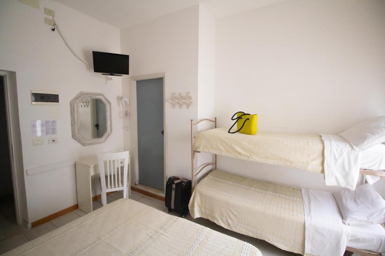 Hotel Morri Bellaria-Igea Marina Eksteriør bilde