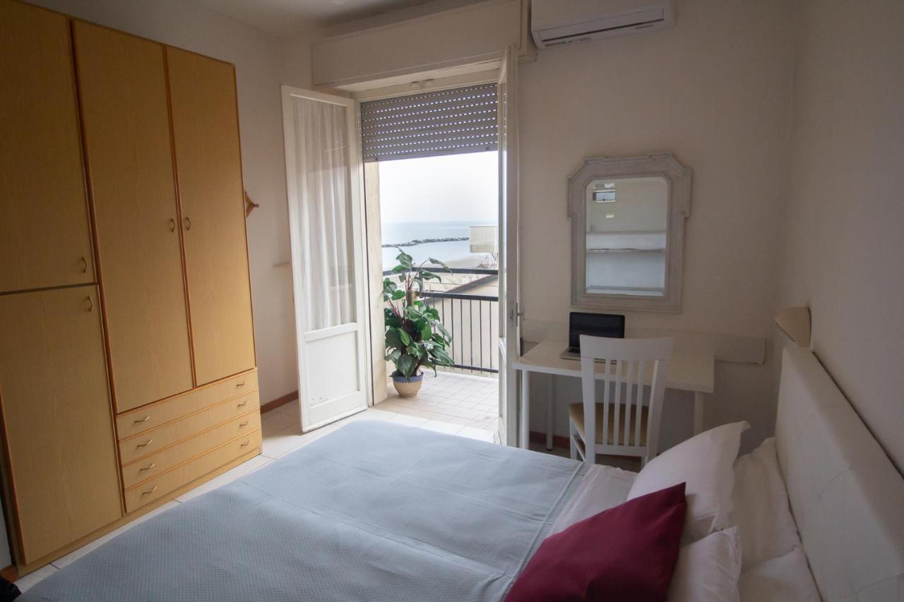 Hotel Morri Bellaria-Igea Marina Eksteriør bilde