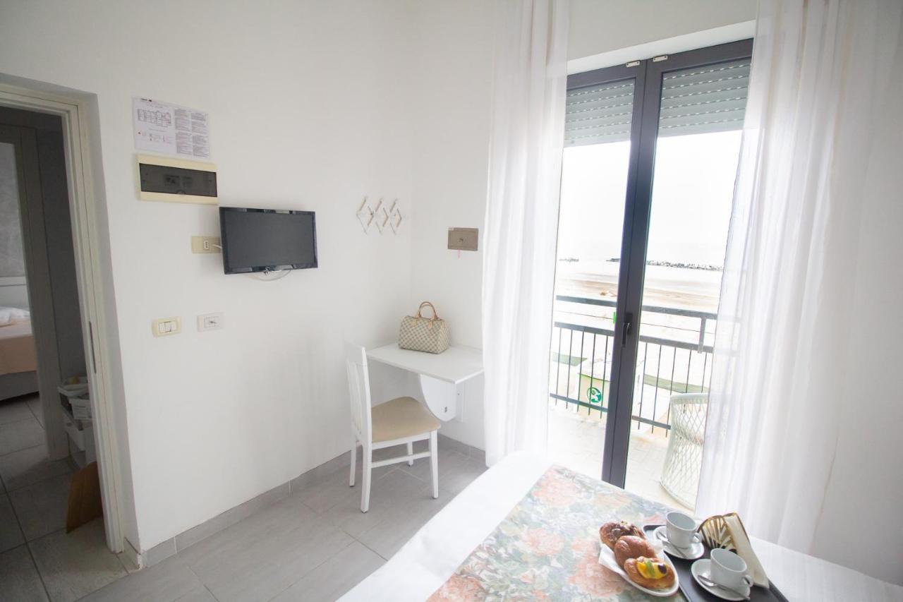 Hotel Morri Bellaria-Igea Marina Eksteriør bilde